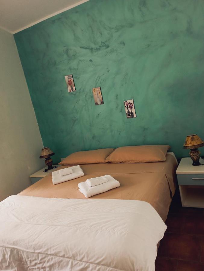 Ambrosia Hostel Alessandria del Carretto Exteriör bild